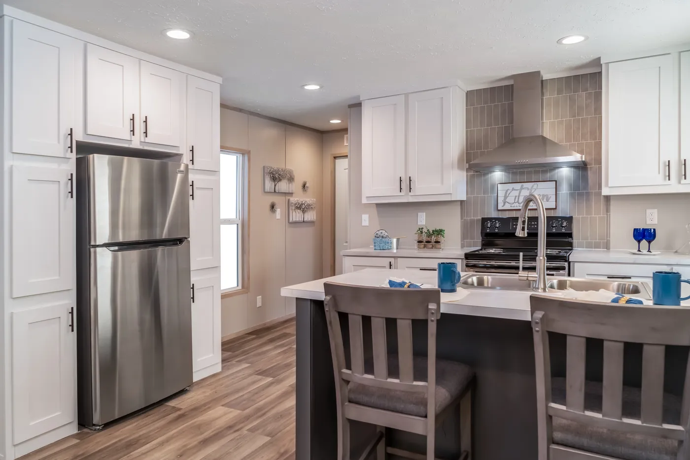 The MAGELLAN  16X72 Exterior. This Manufactured Mobile Home features 3 bedrooms and 2 baths.