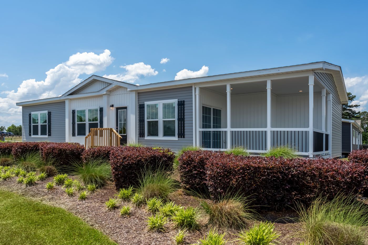 The 3459 HUD 64X28 CAROLINA Exterior. This Manufactured Mobile Home features 3 bedrooms and 2 baths.