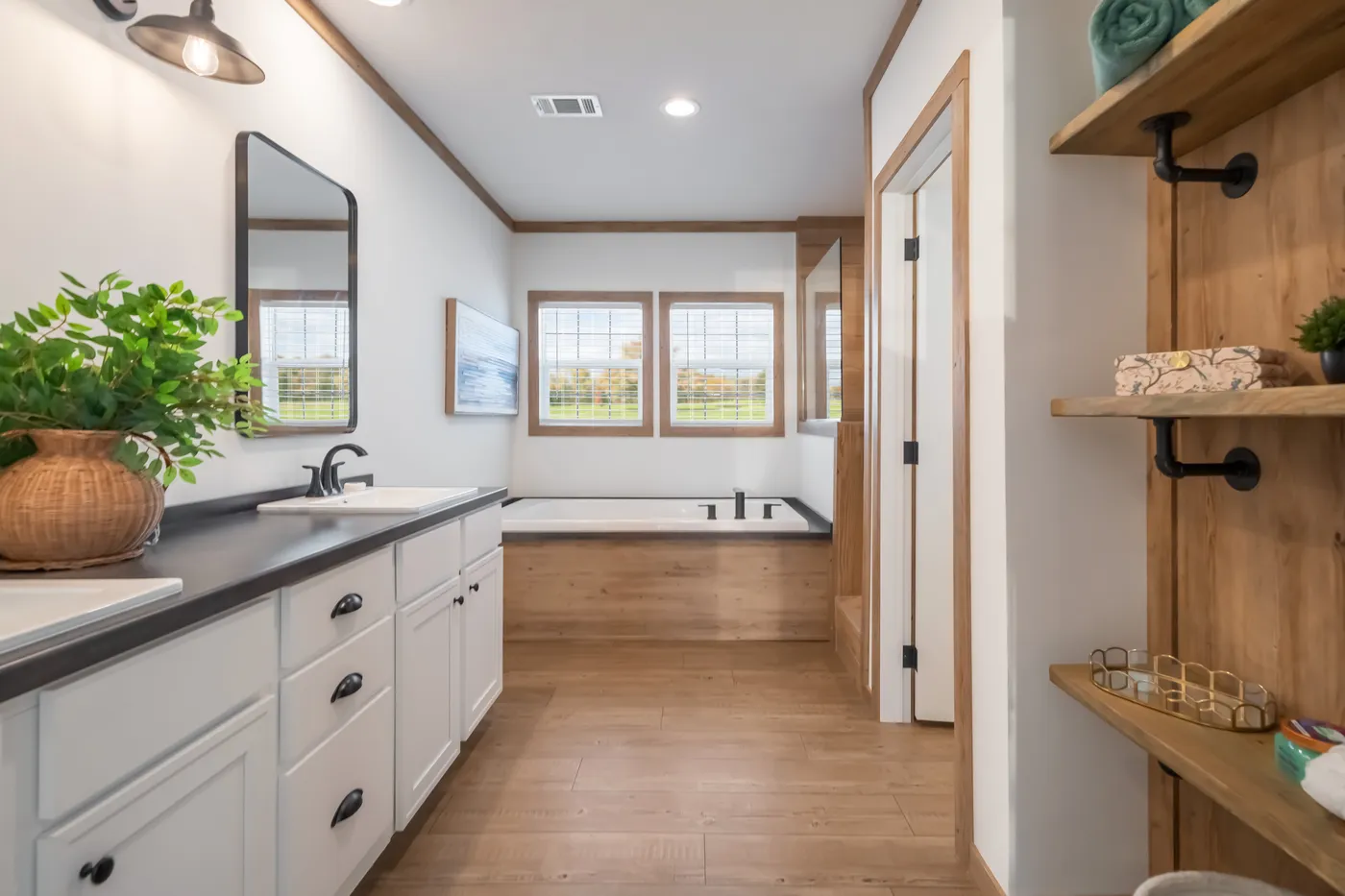 The THE REED Exterior. This Manufactured Mobile Home features 3 bedrooms and 2 baths.