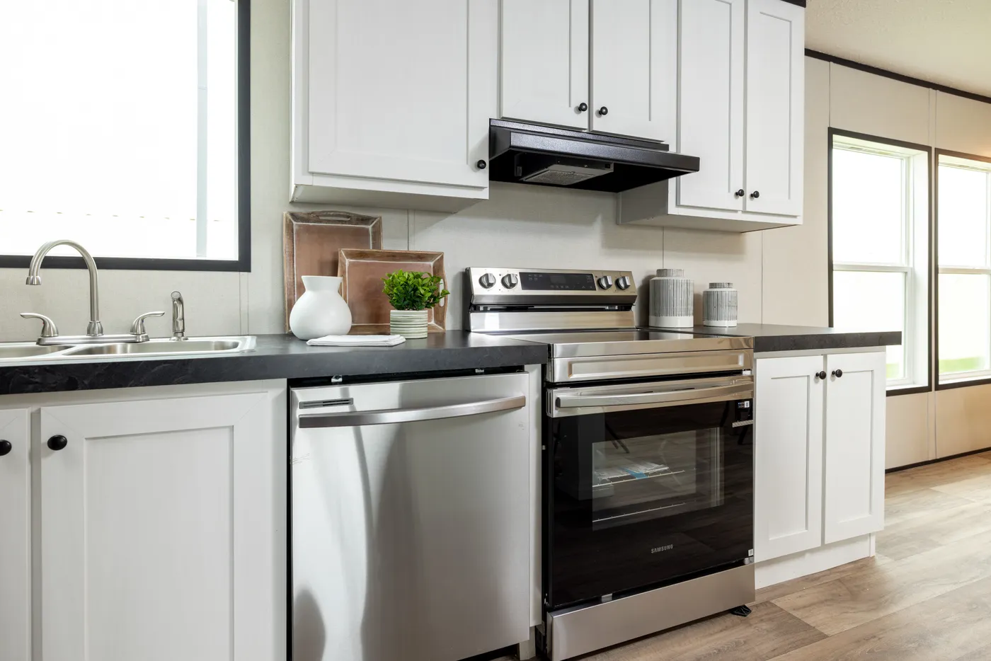 The PLATINUM ANNIVERSARY Exterior. This Manufactured Mobile Home features 3 bedrooms and 2 baths.