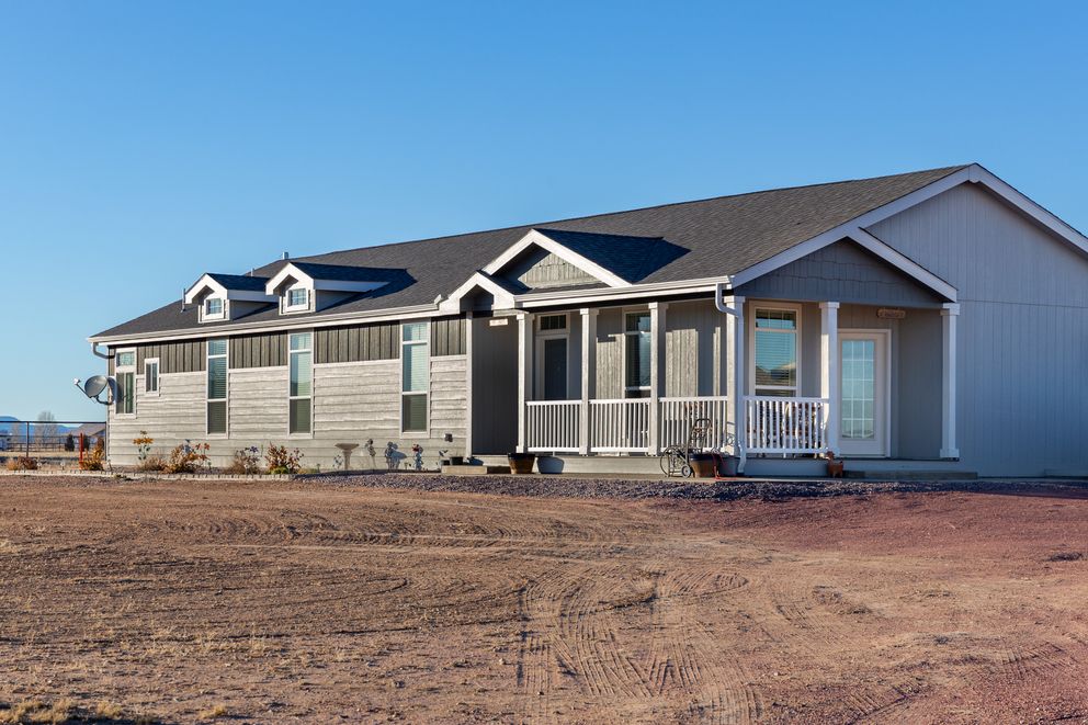 The SUM3076A Exterior. This Manufactured Mobile Home features 4 bedrooms and 2.5 baths.