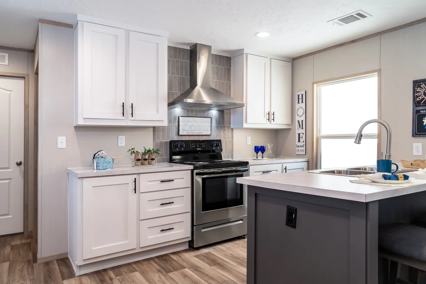 The MAGELLAN  16X72 Exterior. This Manufactured Mobile Home features 3 bedrooms and 2 baths.