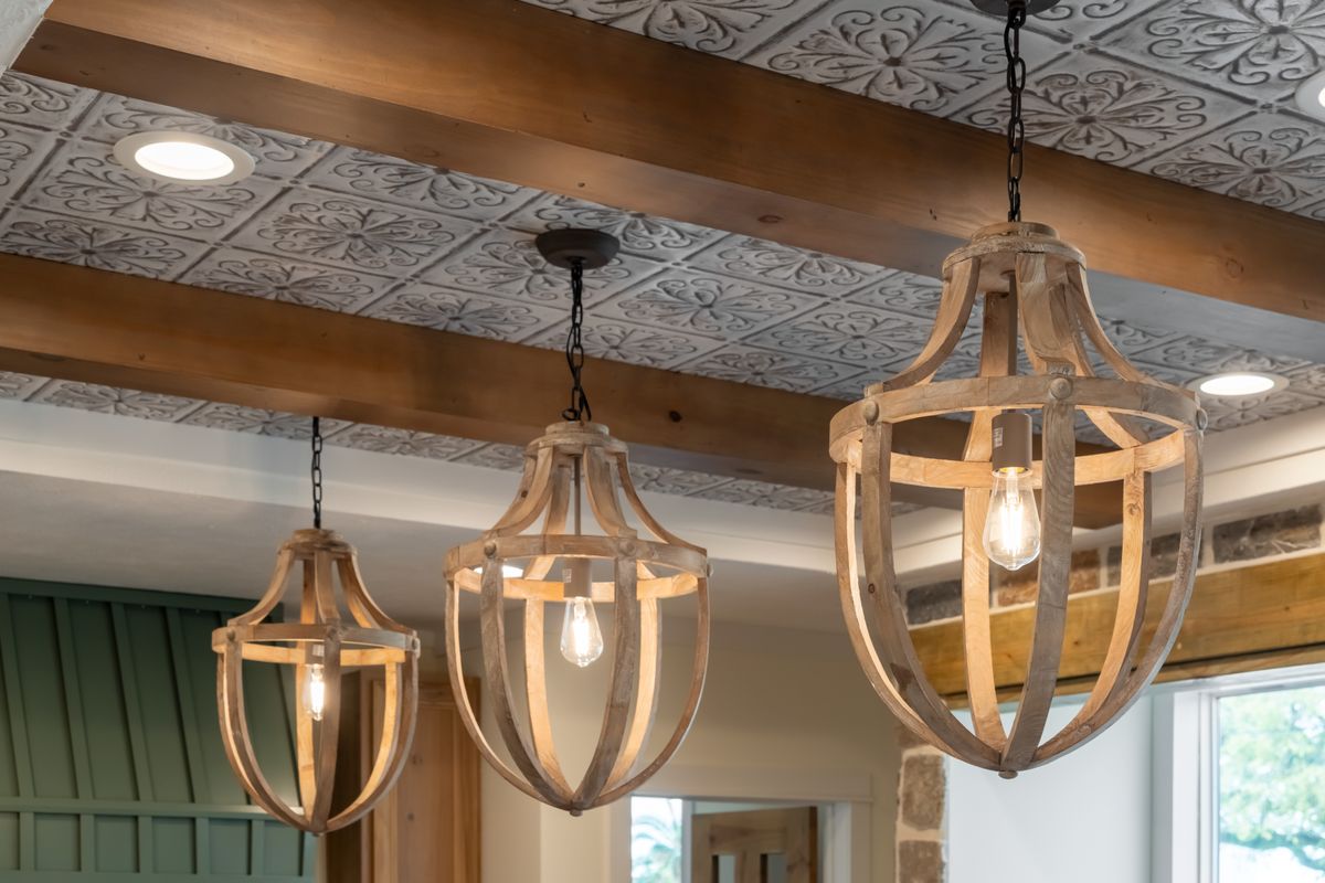 The THE ROCKING CHAIR Exterior. This Manufactured Mobile Home features 3 bedrooms and 2 baths.