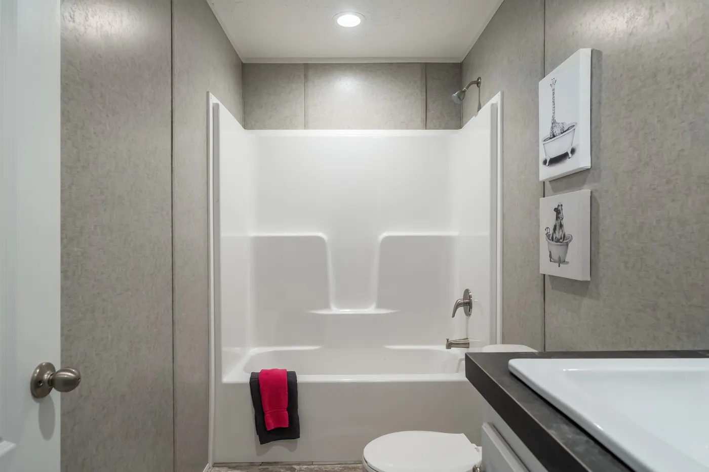 The BENJAMIN Exterior. This Manufactured Mobile Home features 3 bedrooms and 2 baths.