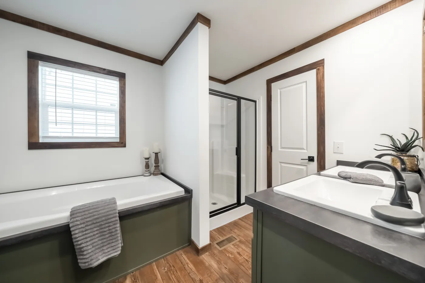 The THE HALSEY Exterior. This Manufactured Mobile Home features 3 bedrooms and 2 baths.