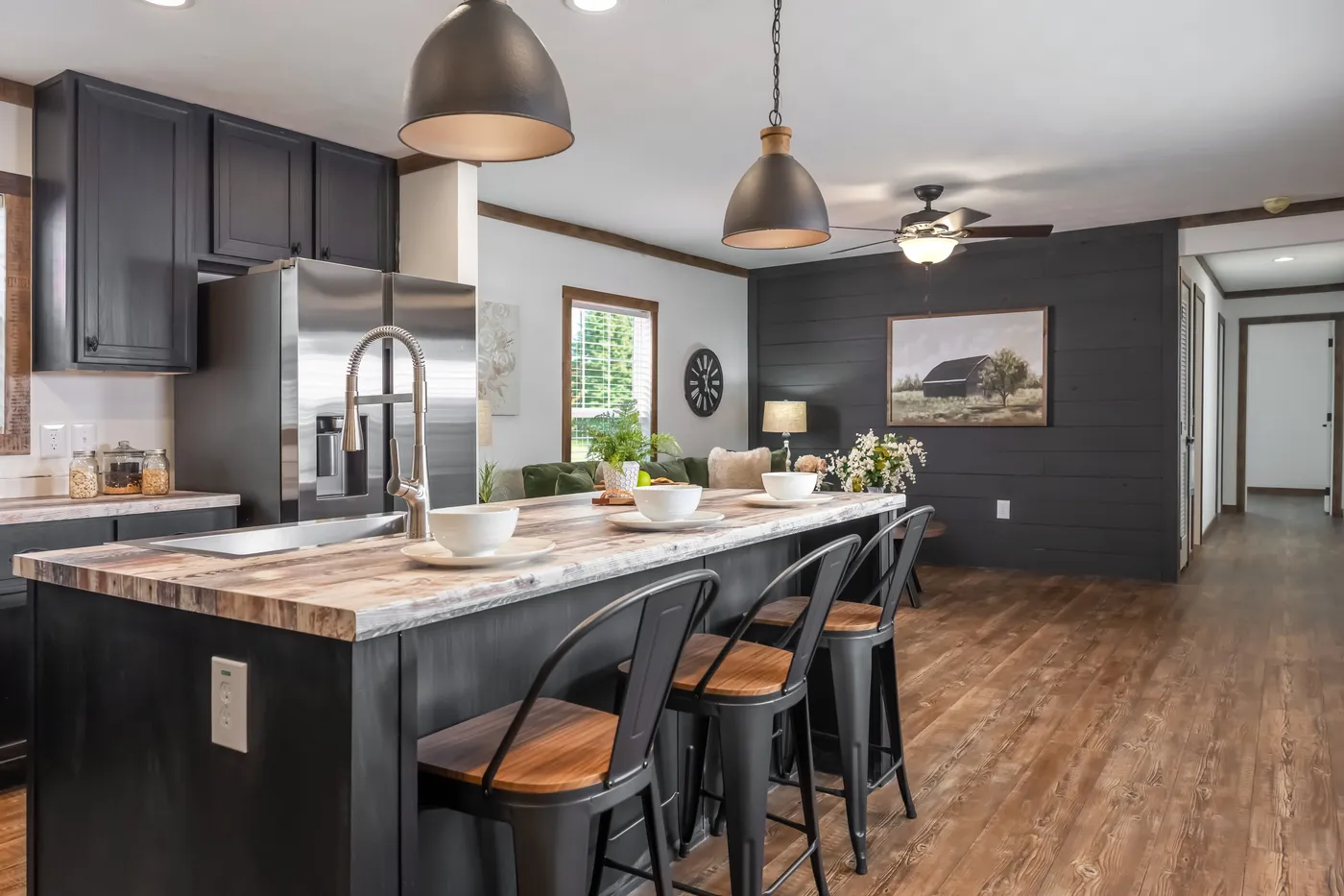 The THE HALSEY Exterior. This Manufactured Mobile Home features 3 bedrooms and 2 baths.