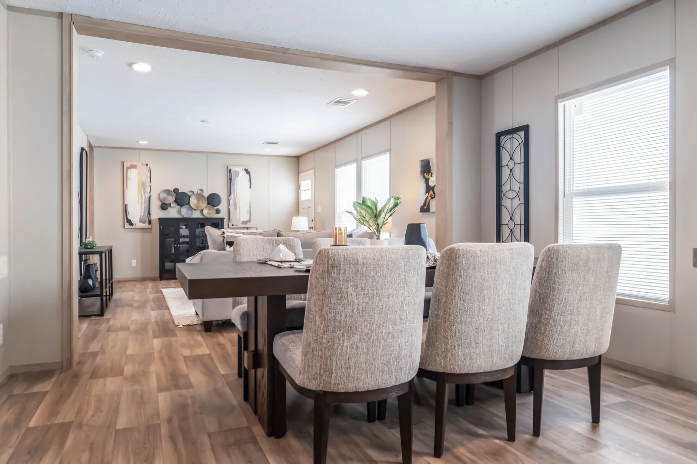 The RAINIER Exterior. This Manufactured Mobile Home features 4 bedrooms and 3 baths.