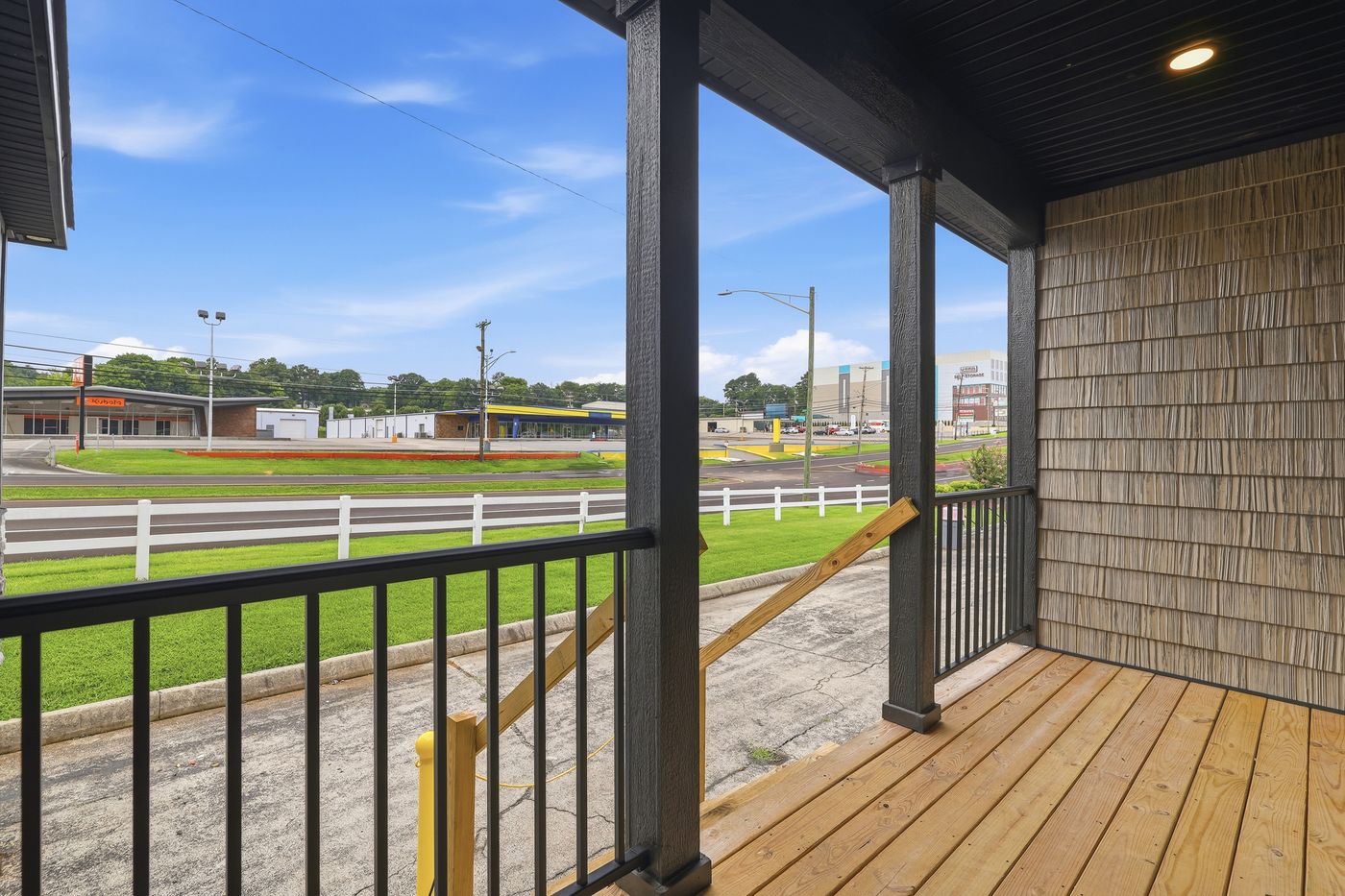 The THE SUMMIT Exterior. This Manufactured Mobile Home features 3 bedrooms and 2 baths.