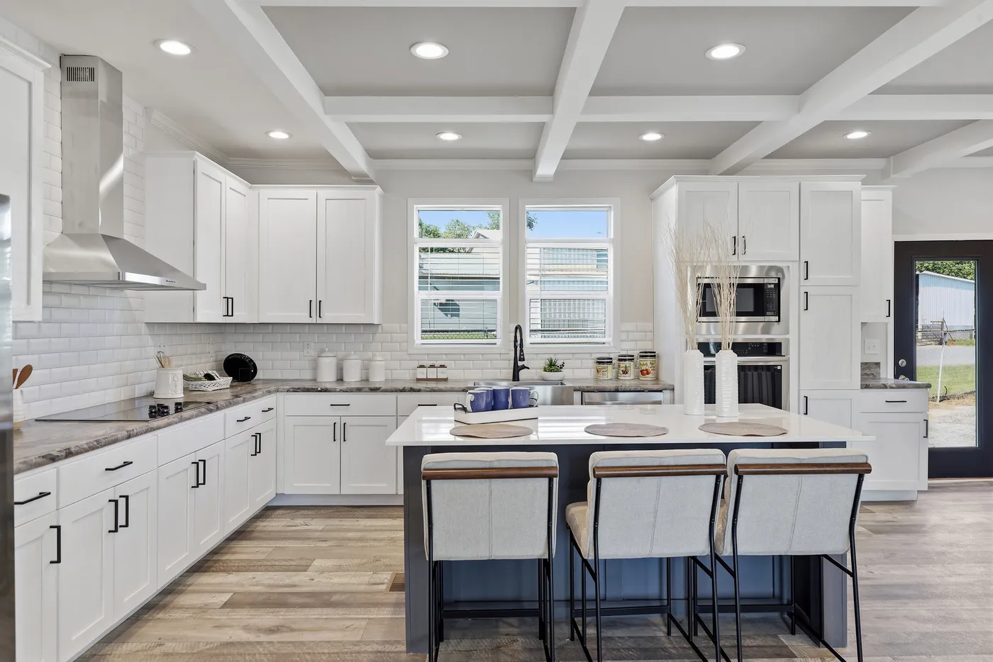 The SUPER 68 ELITE Exterior. This Manufactured Mobile Home features 3 bedrooms and 2 baths.