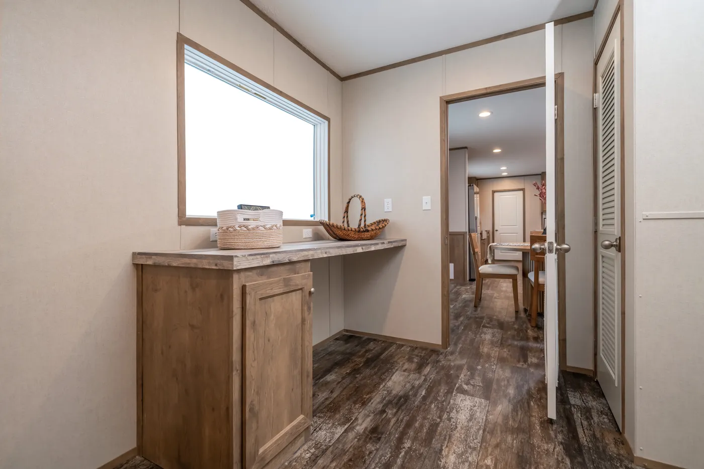 The BELLA VISTA Exterior. This Manufactured Mobile Home features 3 bedrooms and 2 baths.