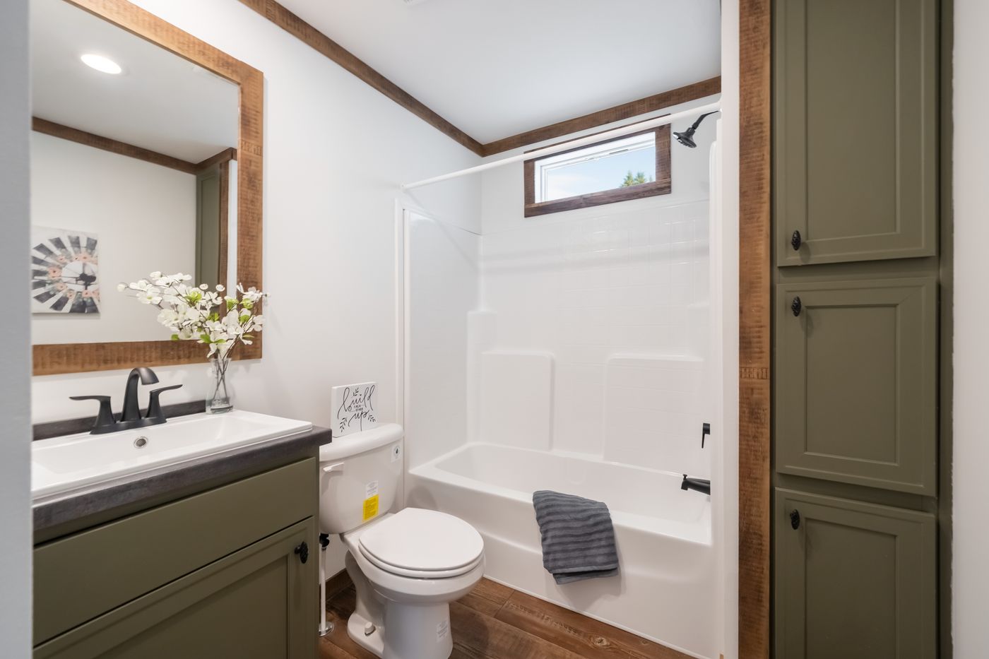 The THE HALSEY Exterior. This Manufactured Mobile Home features 3 bedrooms and 2 baths.