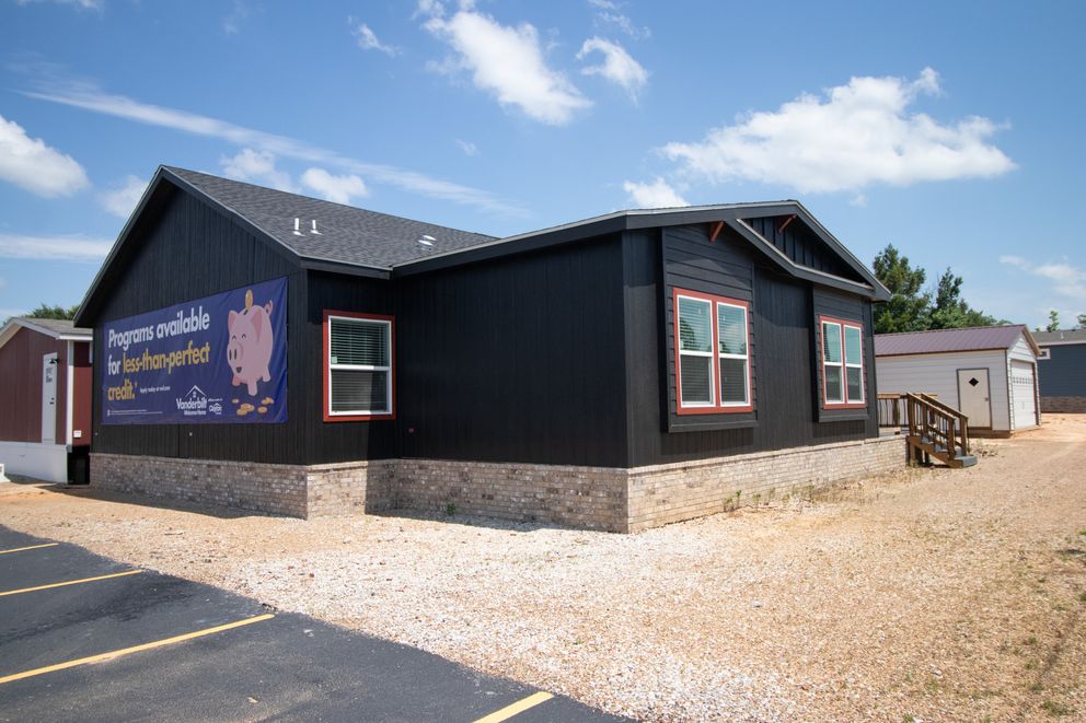 The K4568A Exterior. This Manufactured Mobile Home features 4 bedrooms and 3 baths.