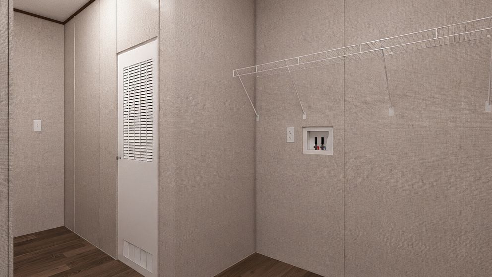 The OAK Exterior. This Manufactured Mobile Home features 4 bedrooms and 2 baths.