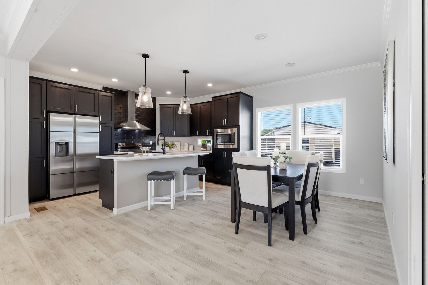 The THE FREEDOM GRAND 4BR 32X62 Exterior. This Manufactured Mobile Home features 4 bedrooms and 2 baths.