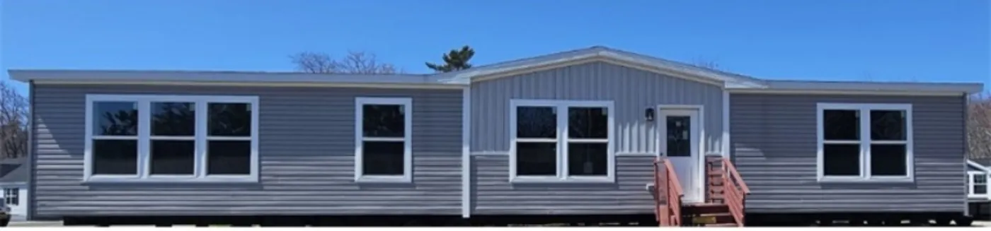 The SPINEL 64 Exterior. This Manufactured Mobile Home features 3 bedrooms and 2 baths.