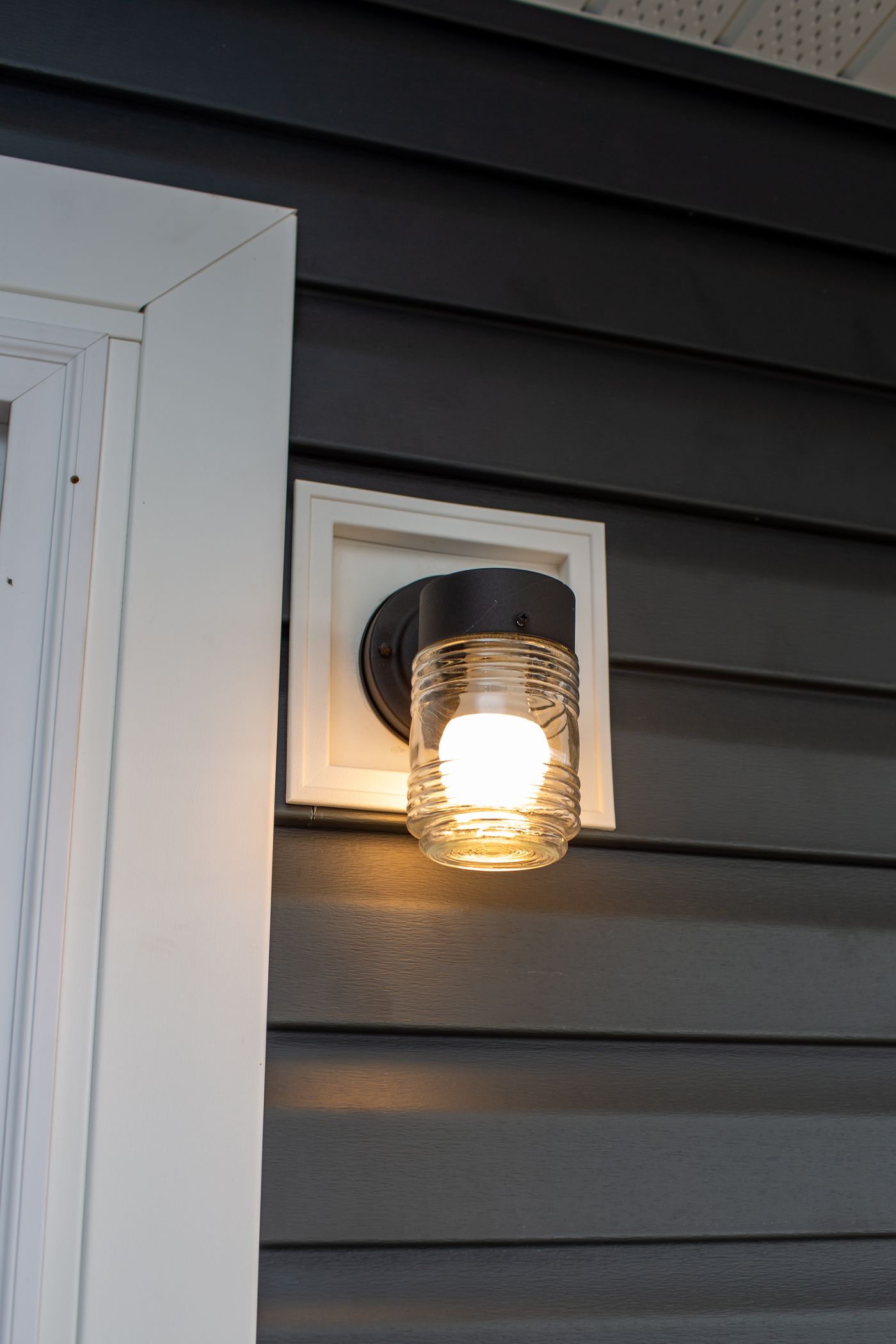 The RAMSEY 75 MOD Features. This Modular Home features 4 bedrooms and 2 baths.