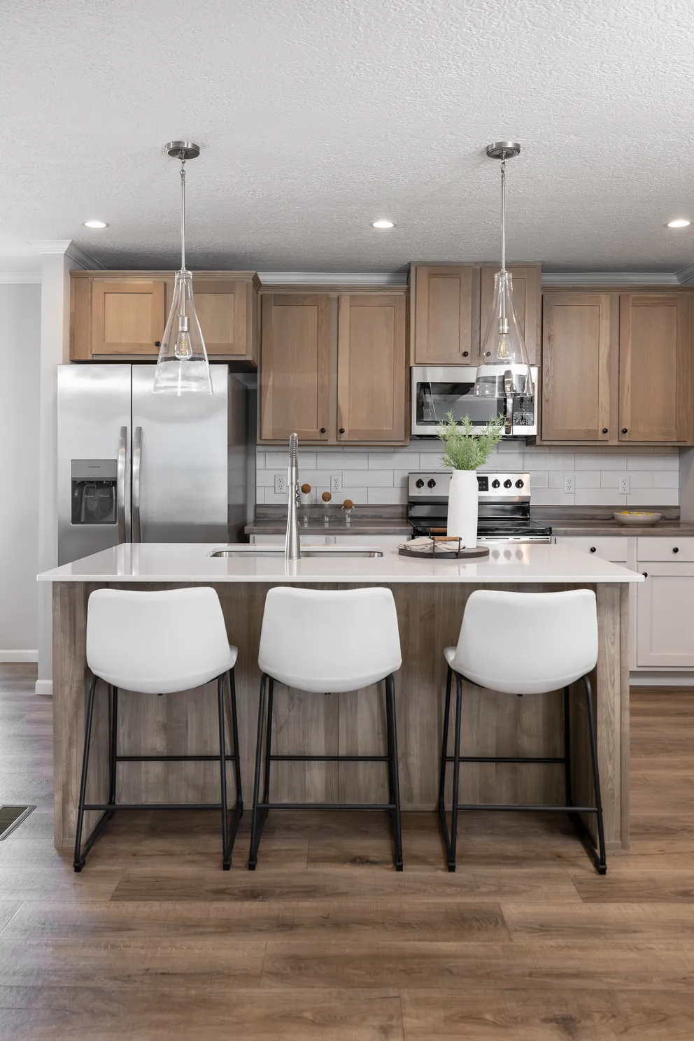 The THE JEFFERSON Kitchen. This Manufactured Mobile Home features 3 bedrooms and 2 baths.