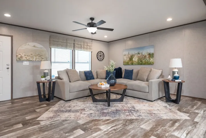 The LOCKLEAR Exterior. This Manufactured Mobile Home features 4 bedrooms and 2 baths.