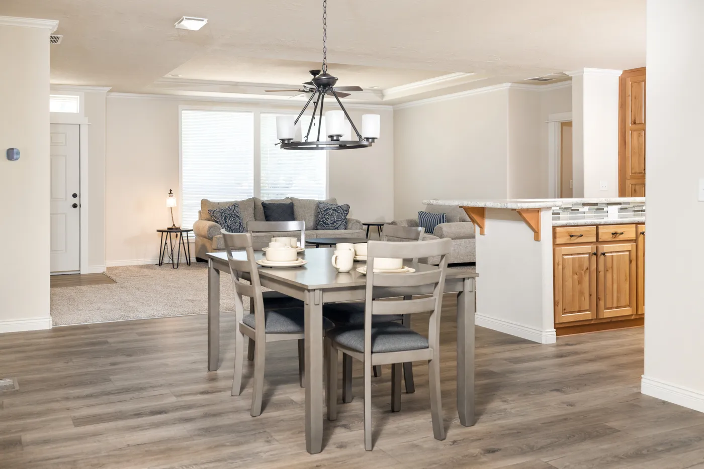 The TH601F                 CLAYTON Den. This Manufactured Mobile Home features 3 bedrooms and 2 baths.