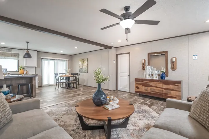 The LOCKLEAR Exterior. This Manufactured Mobile Home features 4 bedrooms and 2 baths.