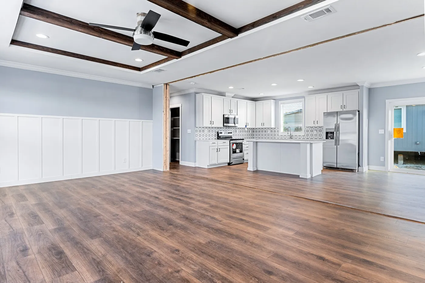 The THE MATTERHORN Living Room. This Manufactured Mobile Home features 3 bedrooms and 2 baths.