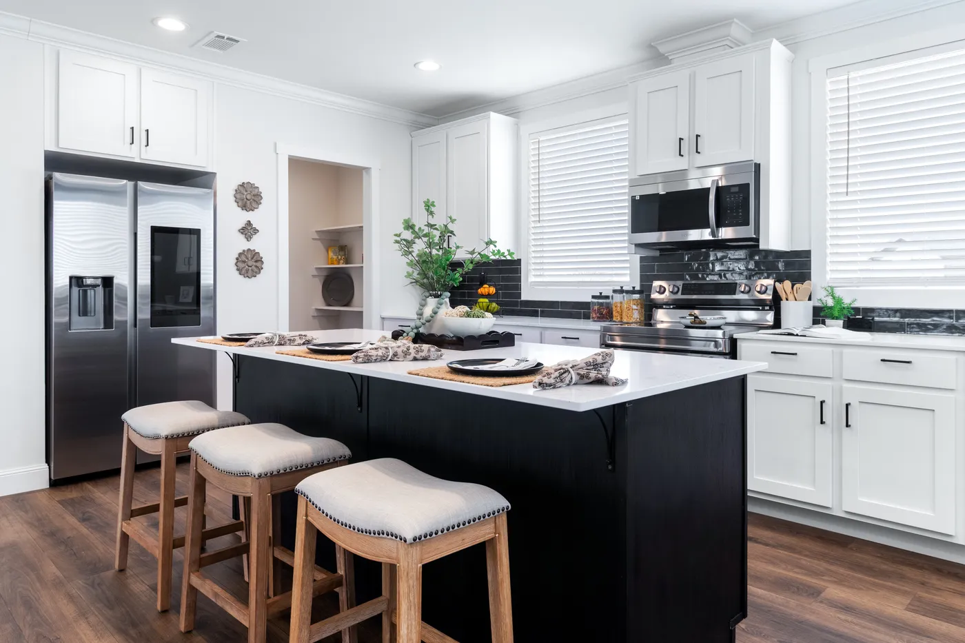 The THE SEDONA 4 Kitchen. This Manufactured Mobile Home features 4 bedrooms and 2 baths.