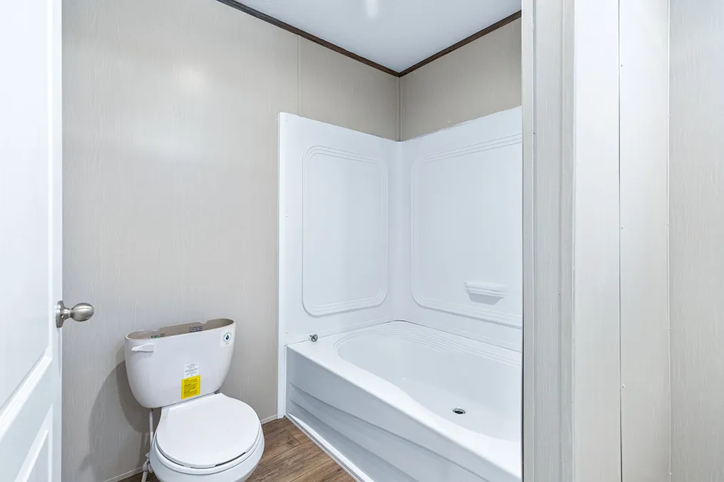 The SELECT 16723B Primary Bathroom. This Manufactured Mobile Home features 3 bedrooms and 2 baths.