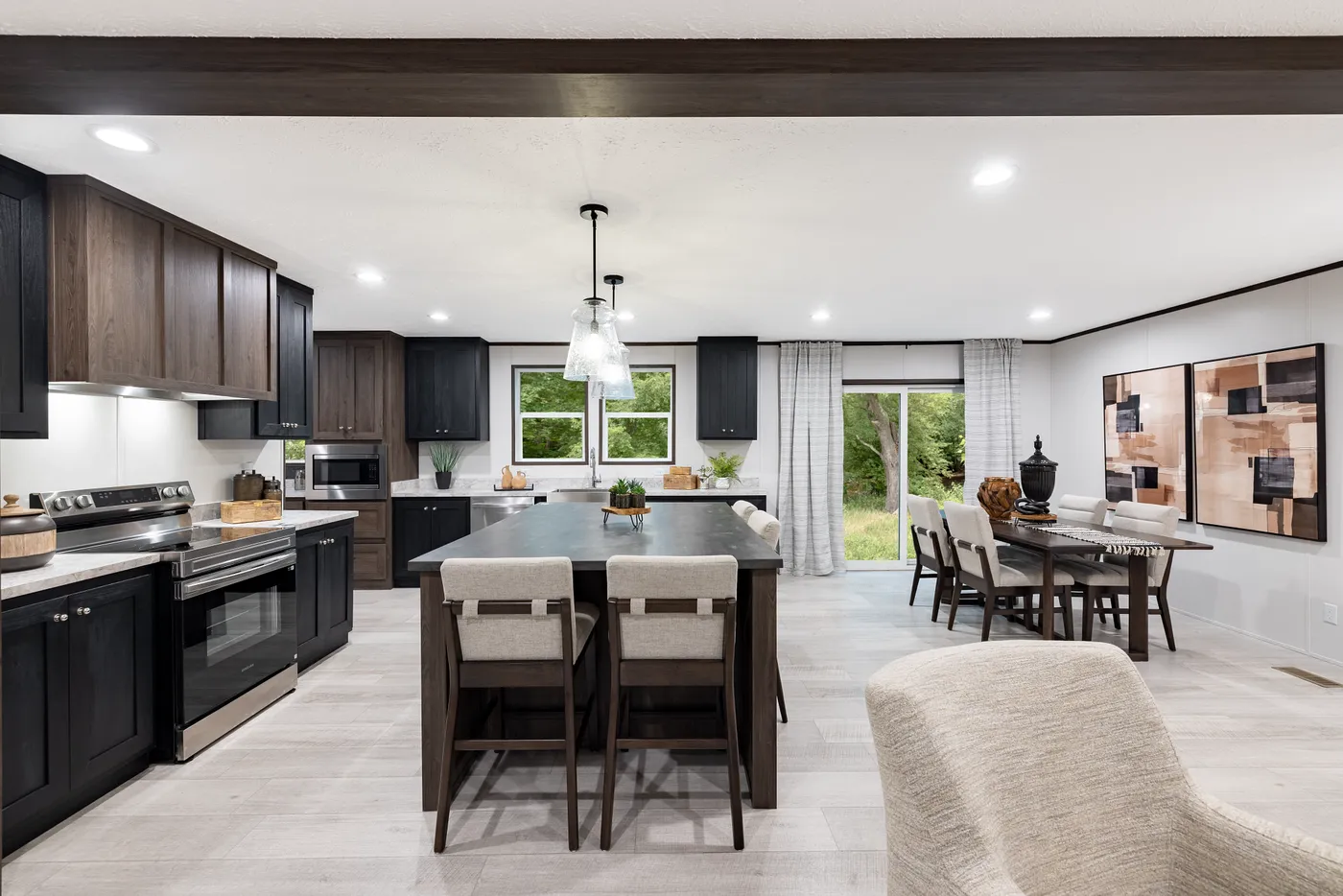 The CRESTWOOD Kitchen. This Manufactured Mobile Home features 3 bedrooms and 2 baths.