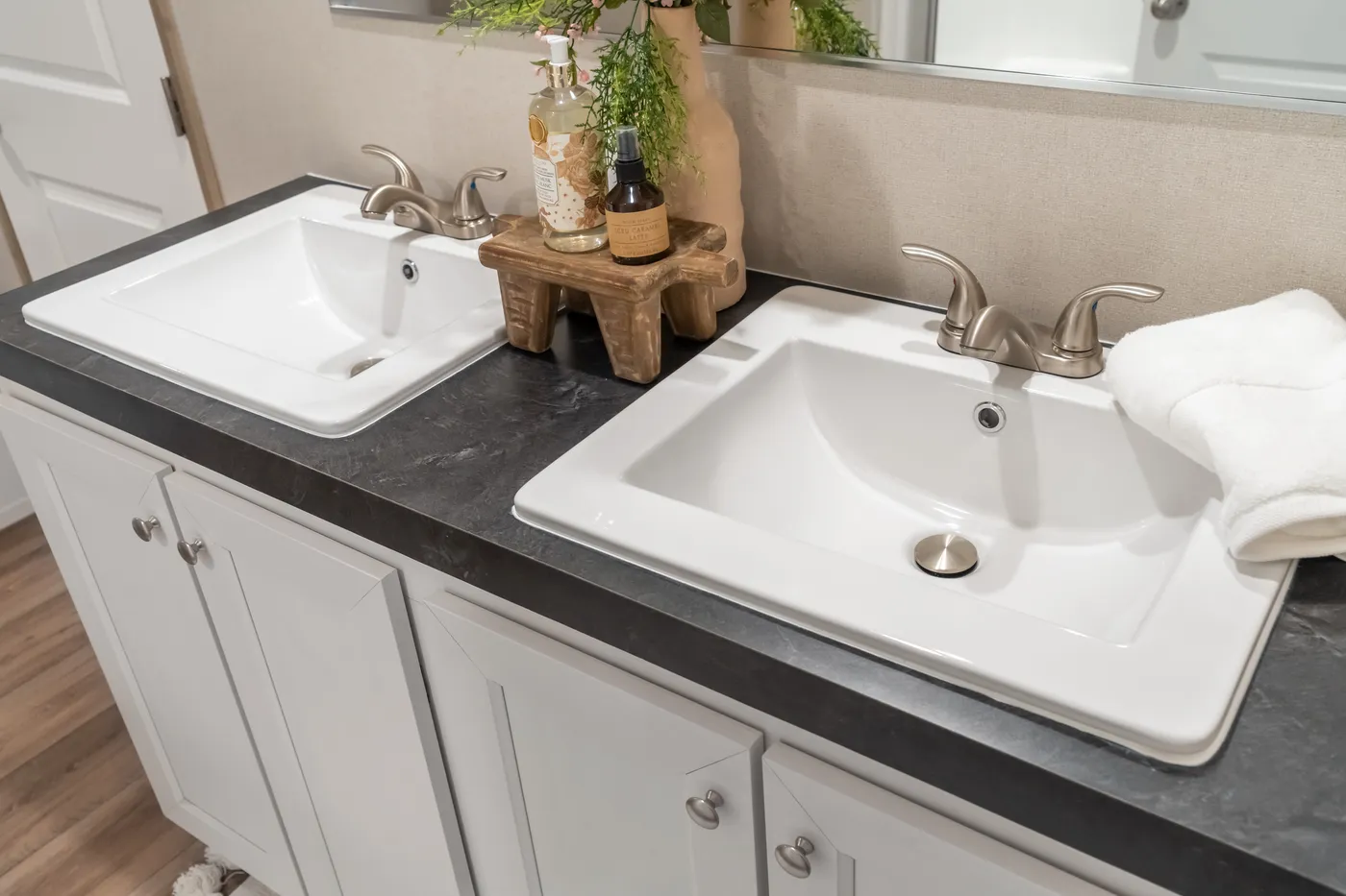 The VISTA Primary Bathroom. This Manufactured Mobile Home features 3 bedrooms and 2 baths.