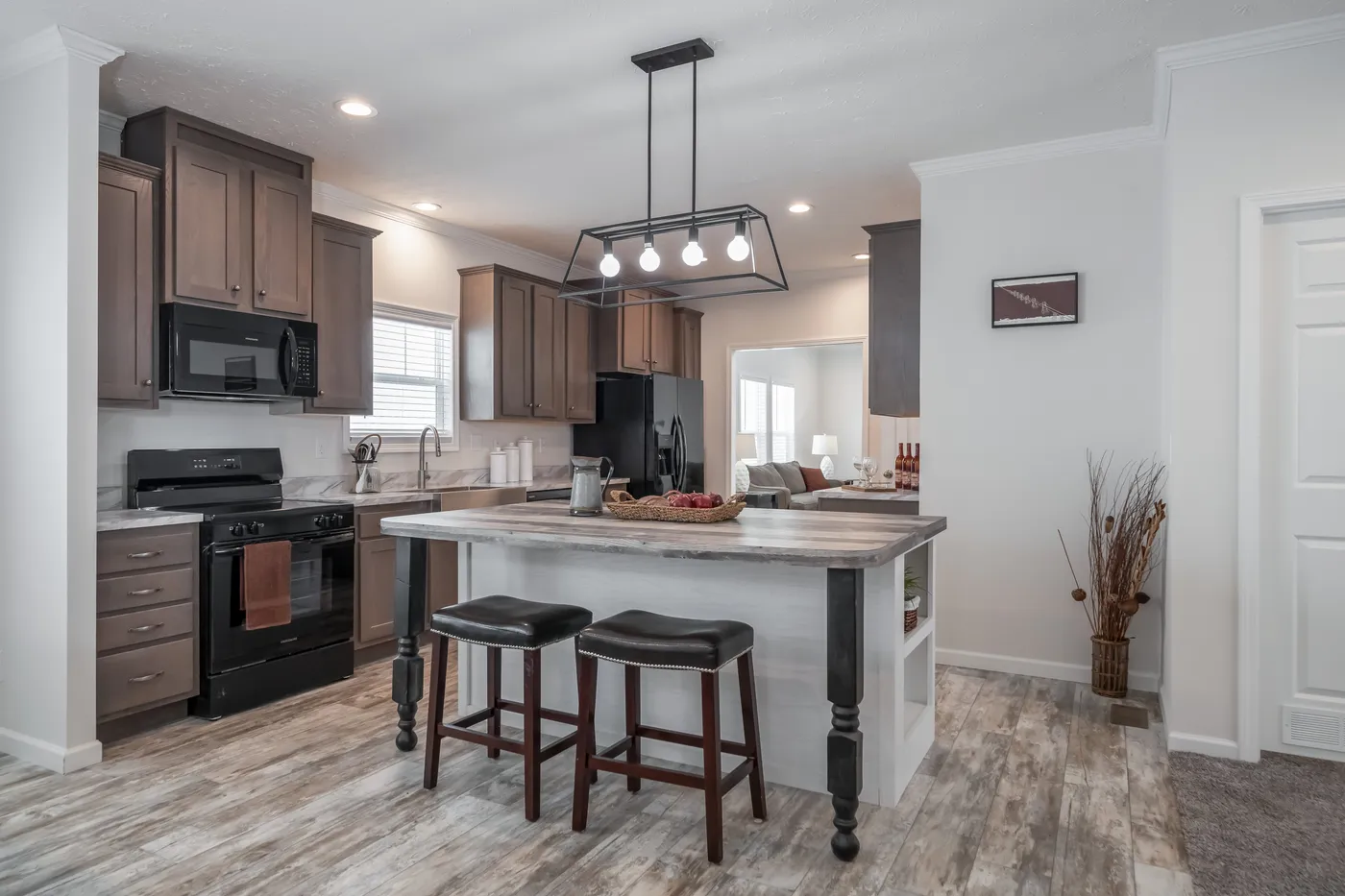 The 4872 ENTERPRISE 32X76 MODULAR Kitchen. This Modular Home features 4 bedrooms and 2 baths.