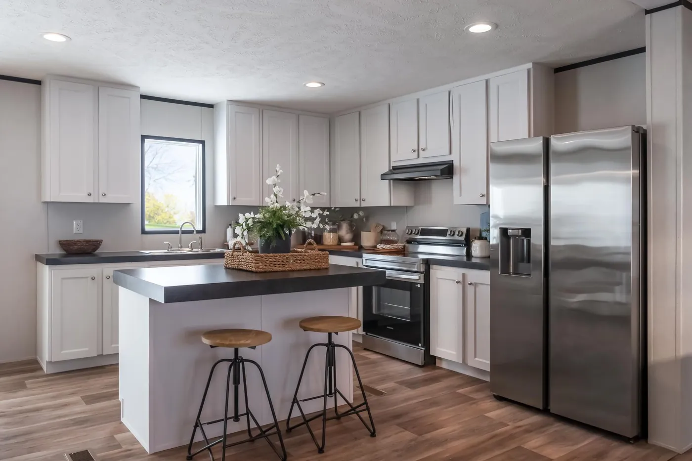 The ELEMENT Kitchen. This Manufactured Mobile Home features 3 bedrooms and 2 baths.