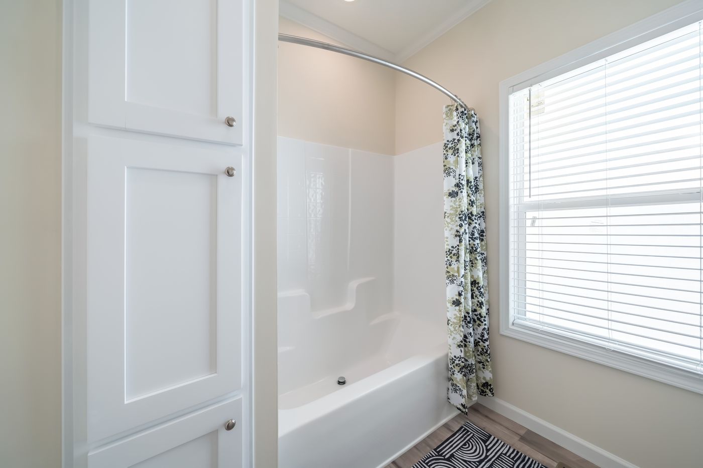 The SUPER 68 ELITE Guest Bathroom. This Manufactured Mobile Home features 3 bedrooms and 2 baths.