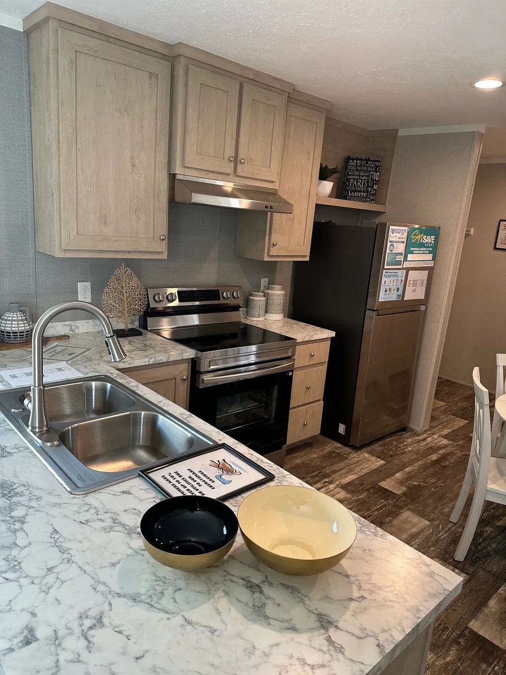 The TOPAZ Kitchen. This Manufactured Mobile Home features 3 bedrooms and 2 baths.