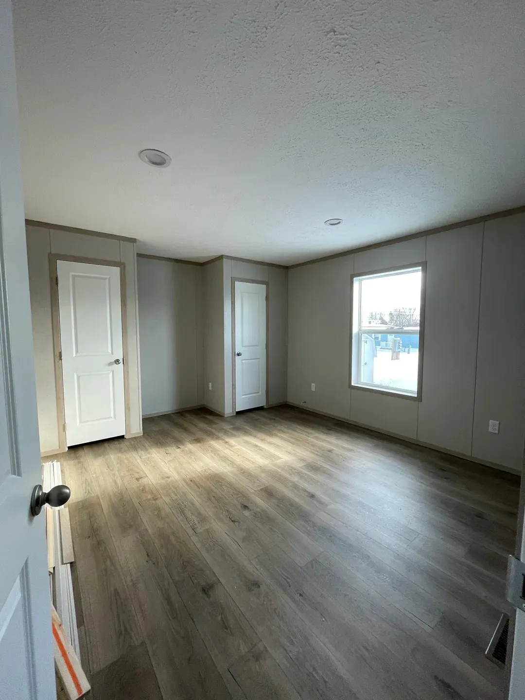 The JADE 48 Living Room. This Manufactured Mobile Home features 3 bedrooms and 2 baths.