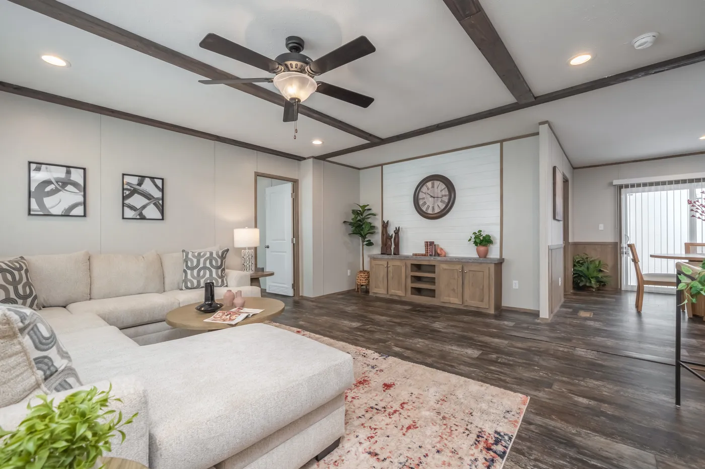The BELLA VISTA Exterior. This Manufactured Mobile Home features 3 bedrooms and 2 baths.