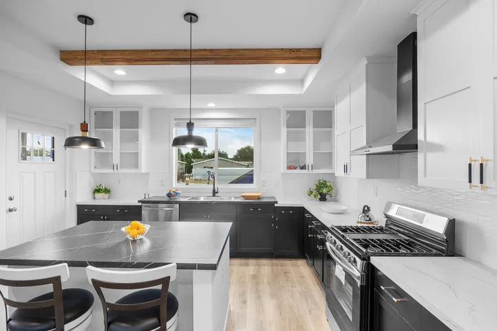 The LULAMAE 3 Kitchen. This Manufactured Mobile Home features 3 bedrooms and 2 baths.