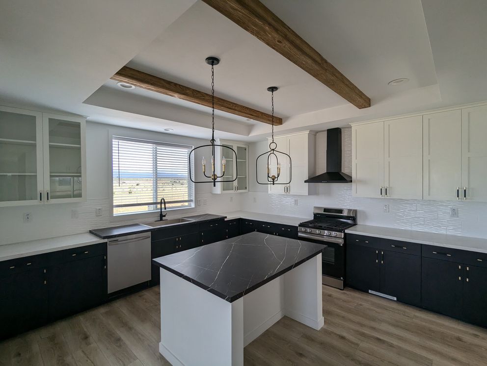 The LULAMAE 3 Kitchen. This Manufactured Mobile Home features 3 bedrooms and 2 baths.