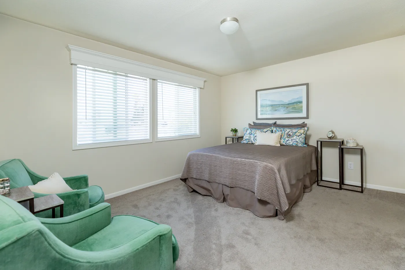 The FAIRPOINT 27543F Primary Bedroom. This Manufactured Mobile Home features 3 bedrooms and 2 baths.