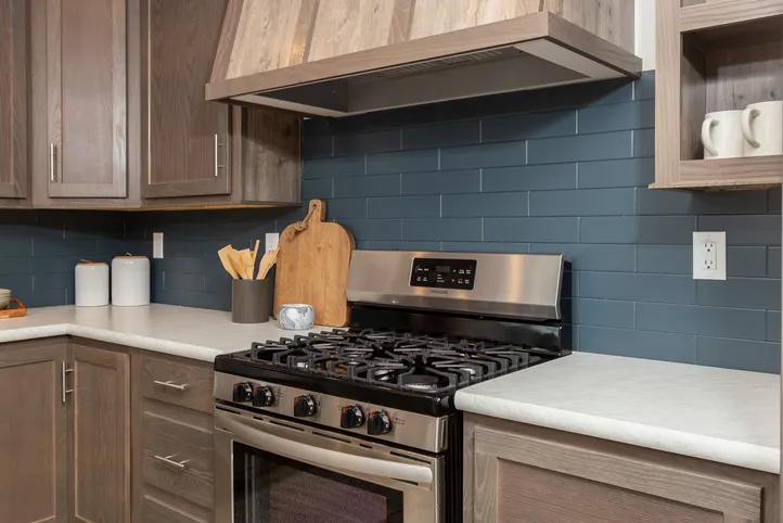 The LEGEND 86 Kitchen. This Manufactured Mobile Home features 3 bedrooms and 2 baths.