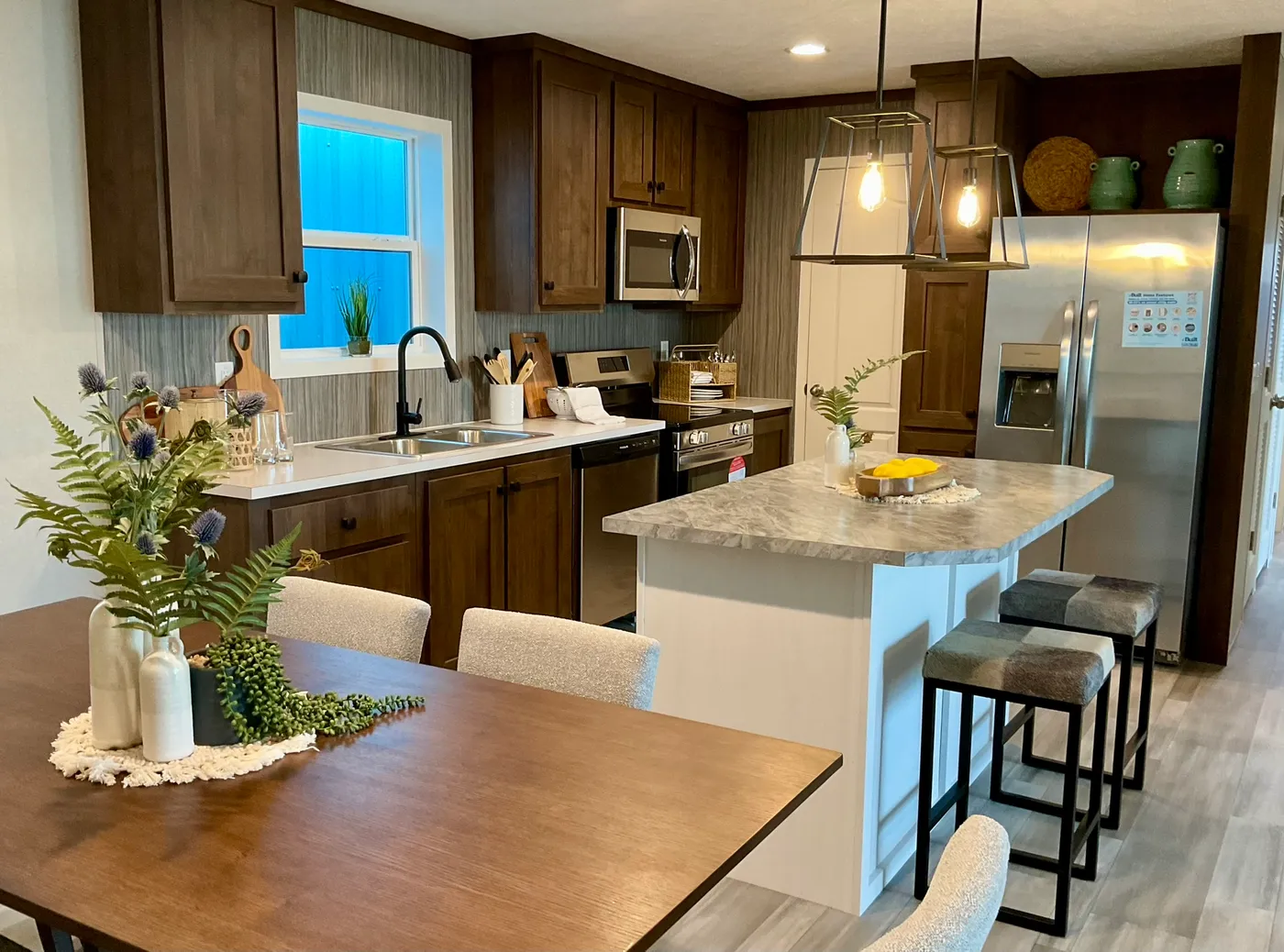 The AMETHYST Kitchen. This Manufactured Mobile Home features 3 bedrooms and 2 baths.