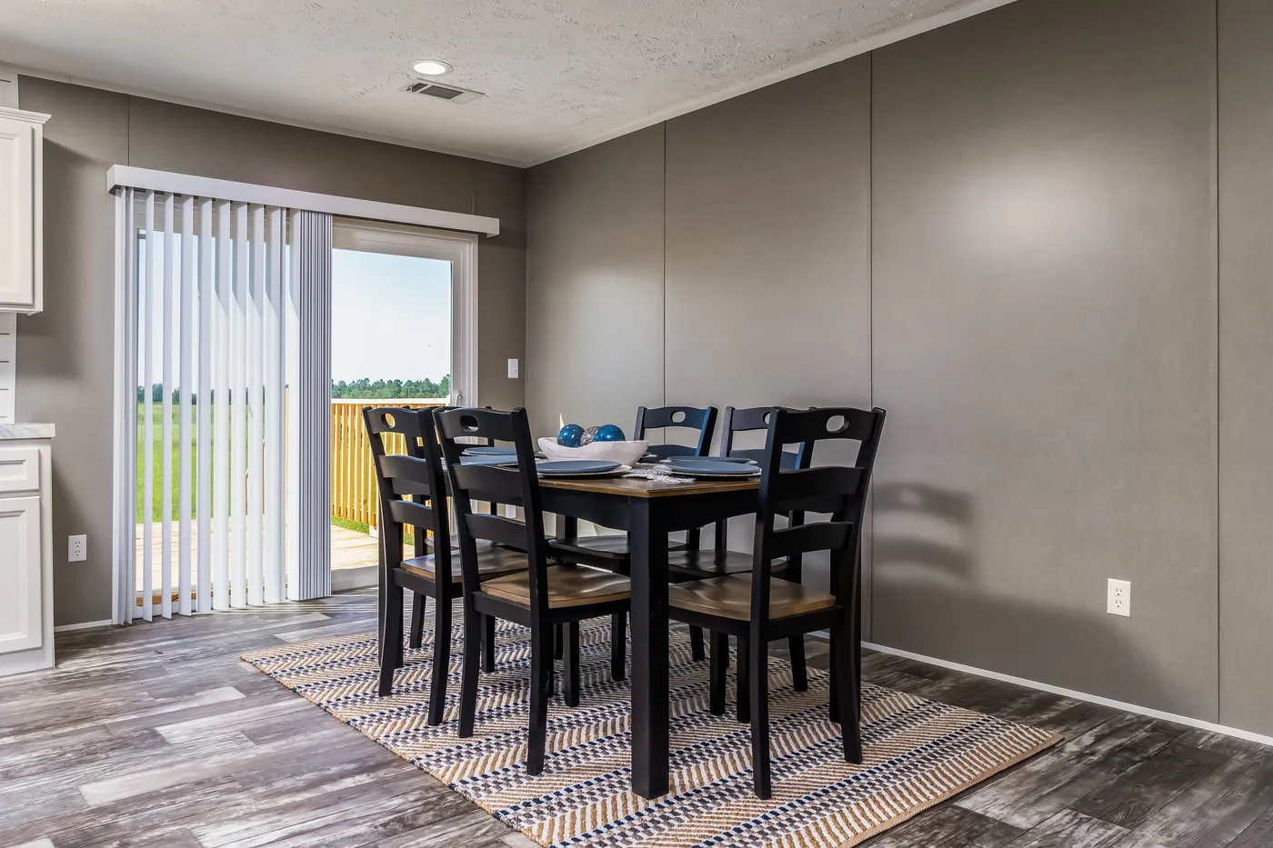 The LOCKLEAR Exterior. This Manufactured Mobile Home features 4 bedrooms and 2 baths.