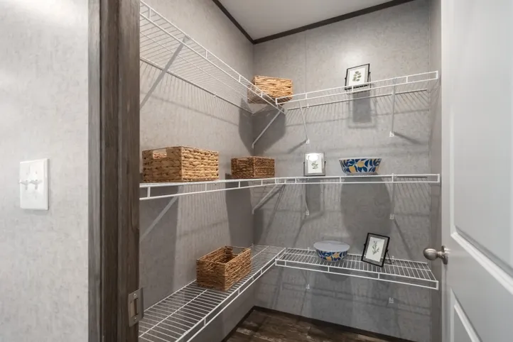 The LOCKLEAR Exterior. This Manufactured Mobile Home features 4 bedrooms and 2 baths.