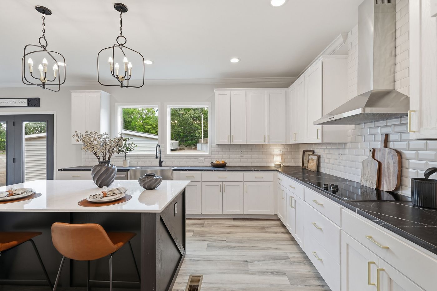 The THE SUMMIT Kitchen. This Manufactured Mobile Home features 3 bedrooms and 2 baths.