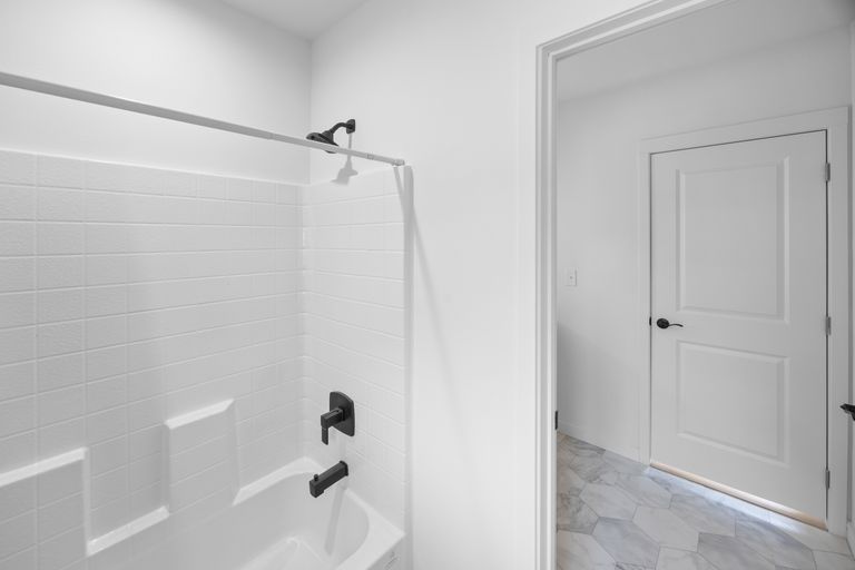 The LULABELLE 4 Guest Bathroom. This Manufactured Mobile Home features 4 bedrooms and 2.5 baths.