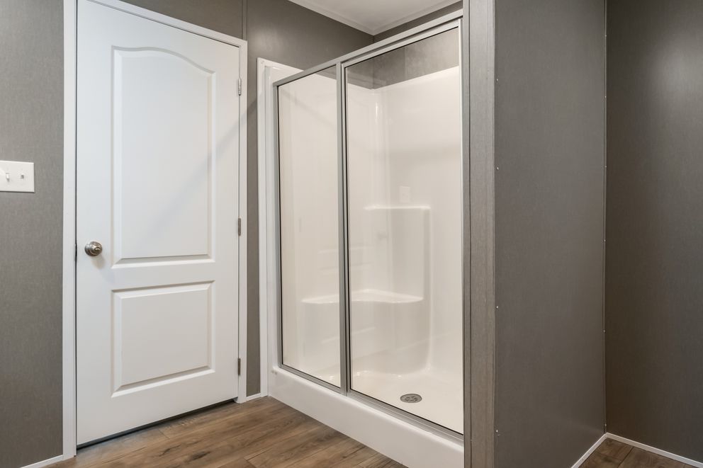 The SAVANNAH BREEZE Exterior. This Manufactured Mobile Home features 3 bedrooms and 2 baths.