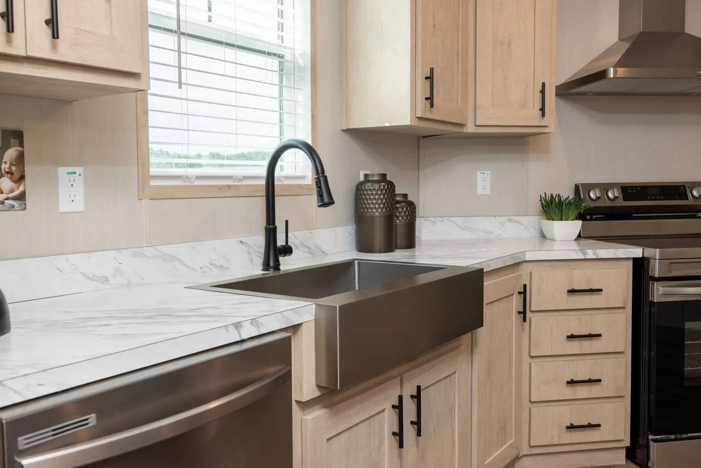 The VISION Kitchen. This Manufactured Mobile Home features 4 bedrooms and 2 baths.