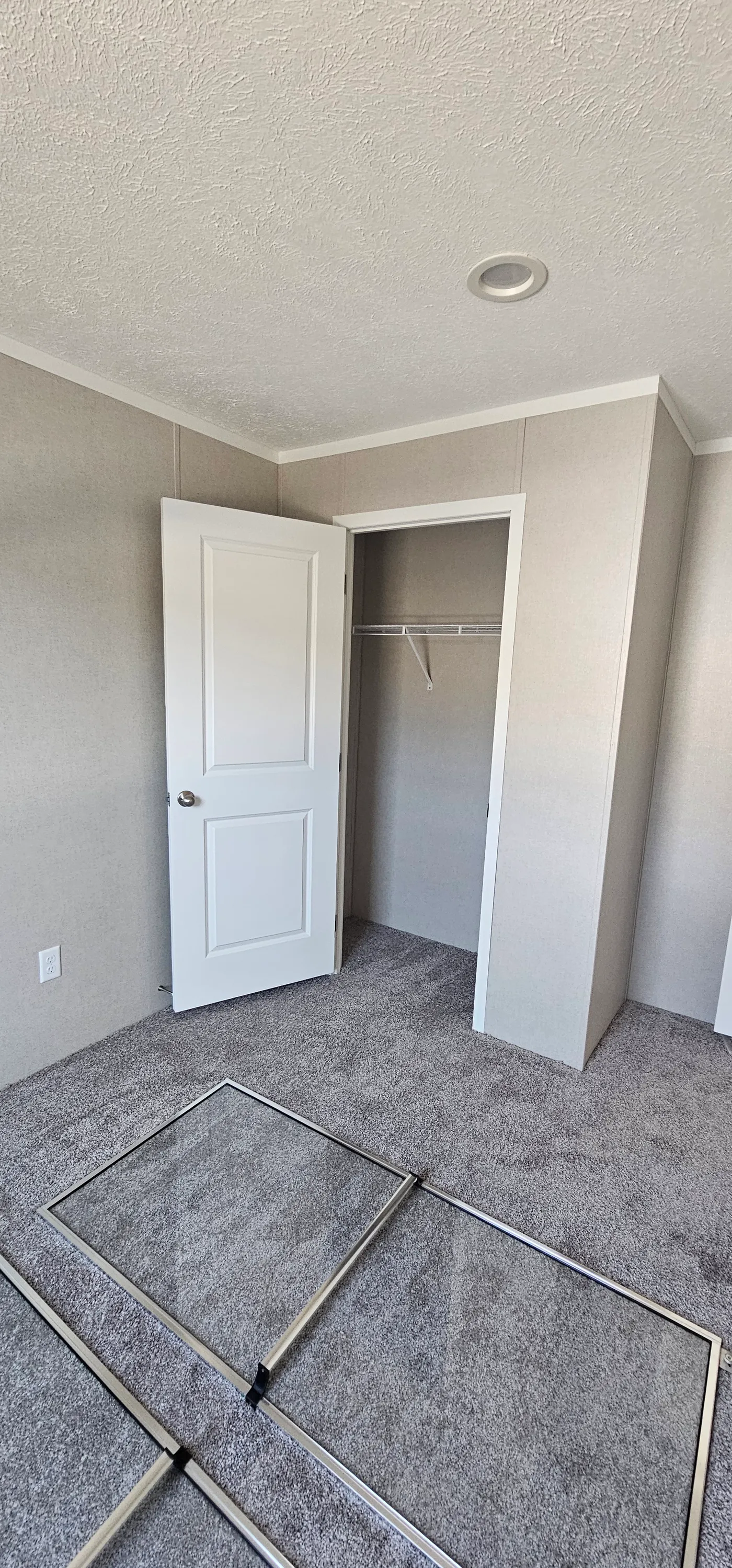 The ONYX 48 Guest Bedroom. This Manufactured Mobile Home features 2 bedrooms and 1 bath.