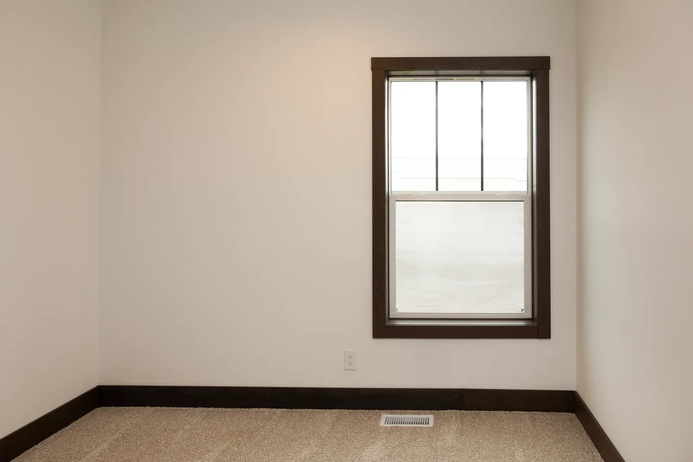 The LEGEND 78 Bedroom. This Manufactured Mobile Home features 3 bedrooms and 2 baths.