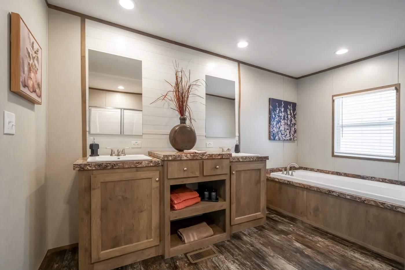 The BELLA VISTA Exterior. This Manufactured Mobile Home features 3 bedrooms and 2 baths.