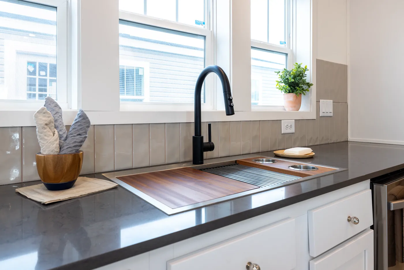 The WINSTON Kitchen. This Manufactured Mobile Home features 3 bedrooms and 2 baths.